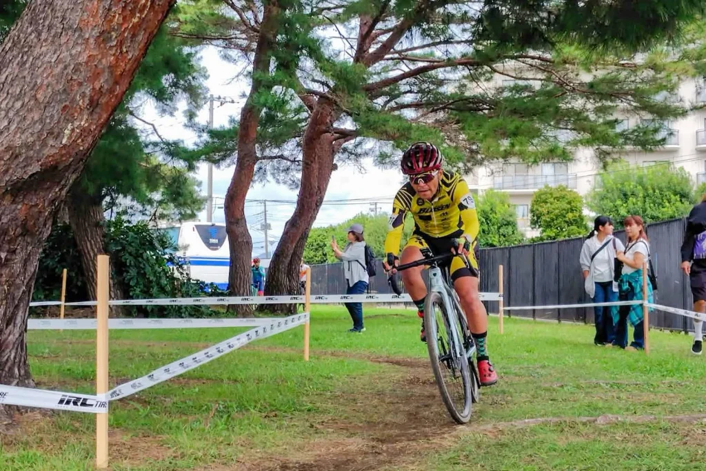 茨城シクロクロス第3戦 お米の田島屋 presents 土浦ステージ-ブラーゼンサイクリング俱楽部・佐藤選手